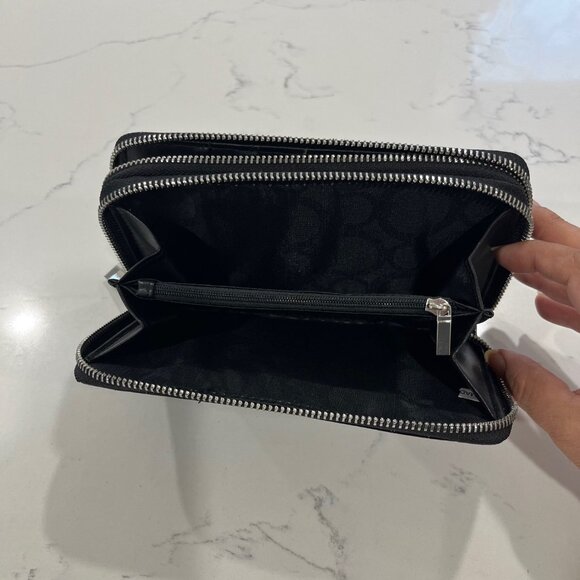 JOY E Lite Croco Couture Embossed Multi-Pocket Wallet with RFID Blocking, BLACK - Picture 3 of 6